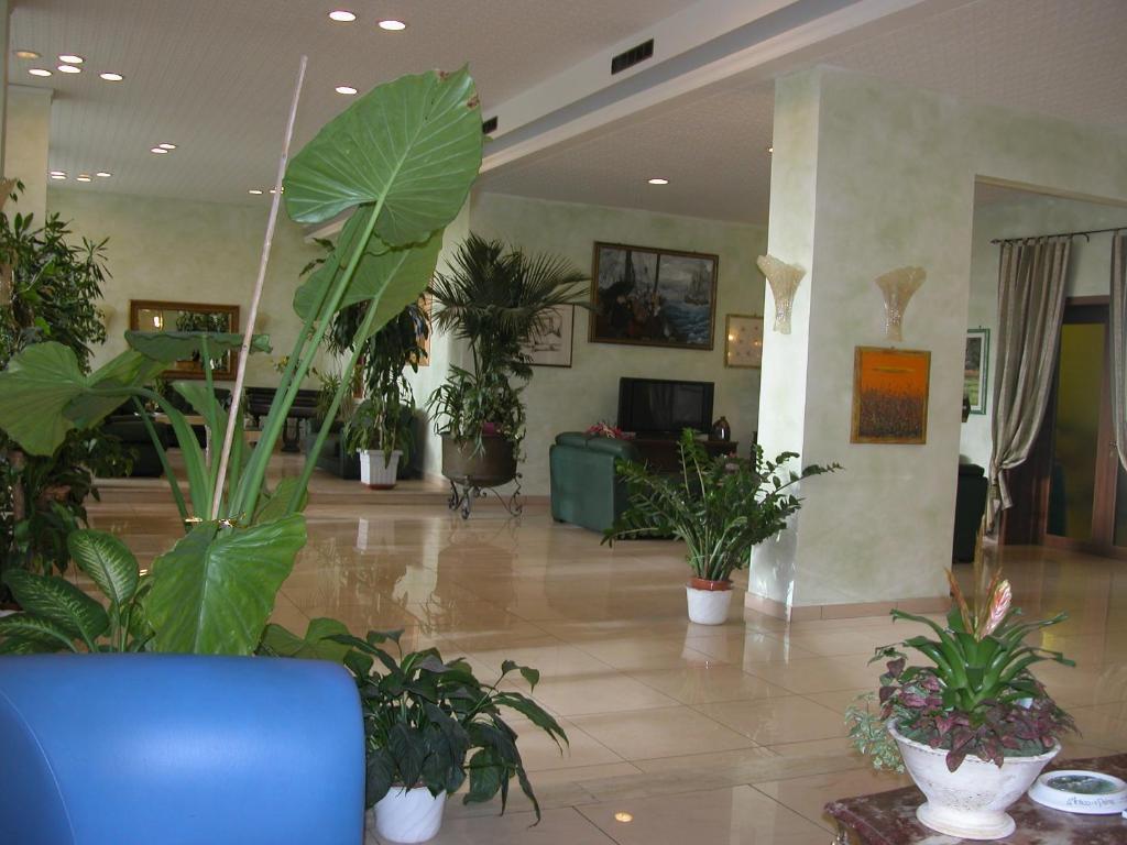 Hotel Calabresi 4*