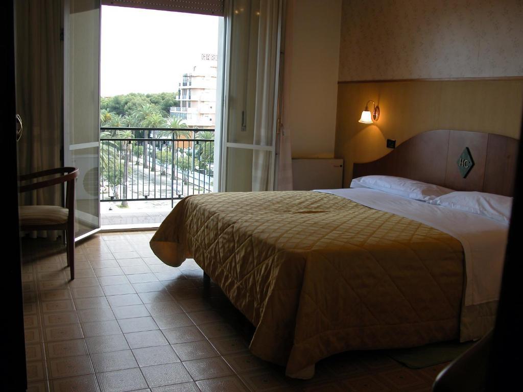 Hotel Calabresi